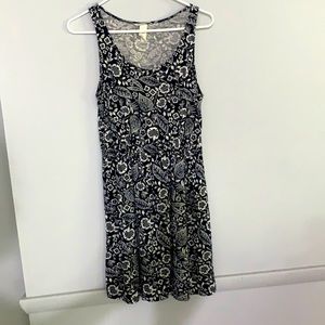 Summer dress, dark navy with white floral print.